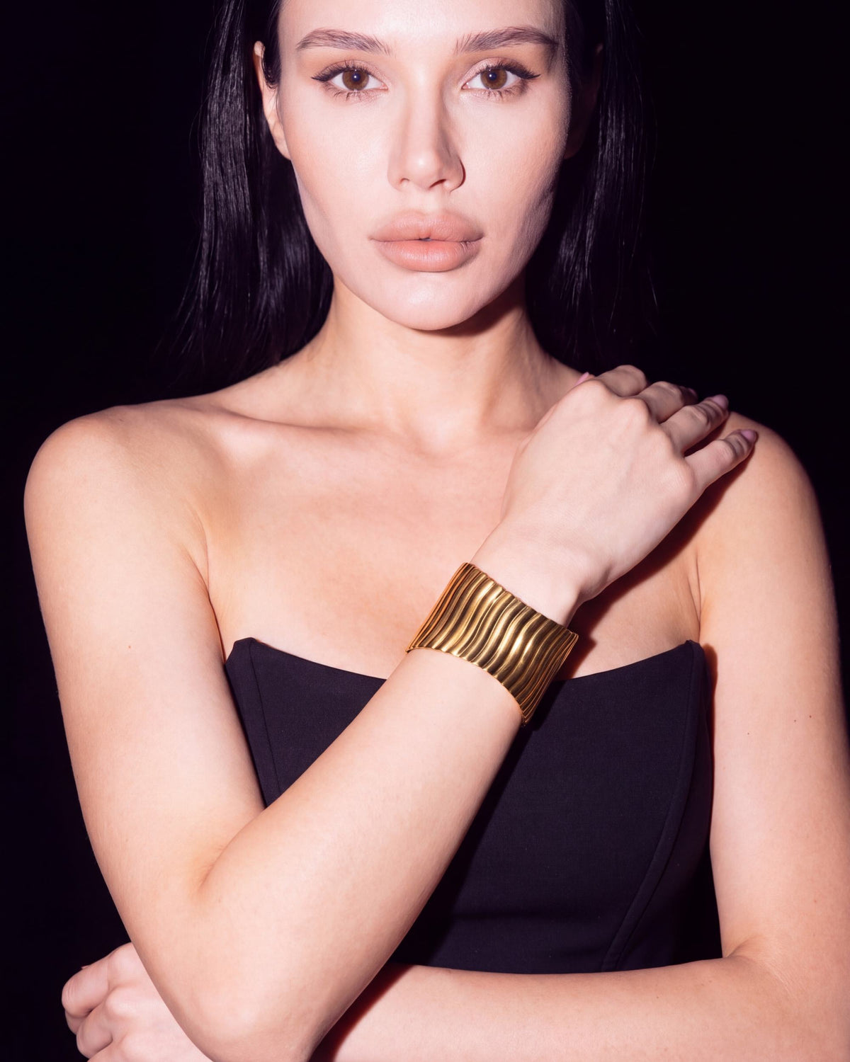 Rippled Wide Cuff Bracelet - Gold