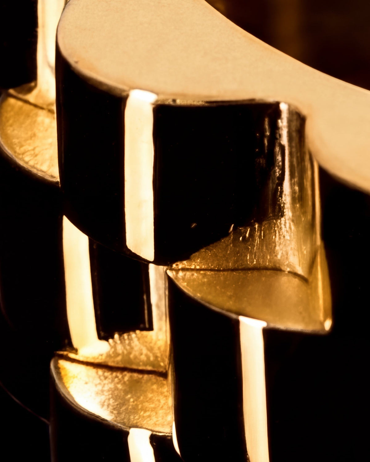 Strap Link Ring - Gold
