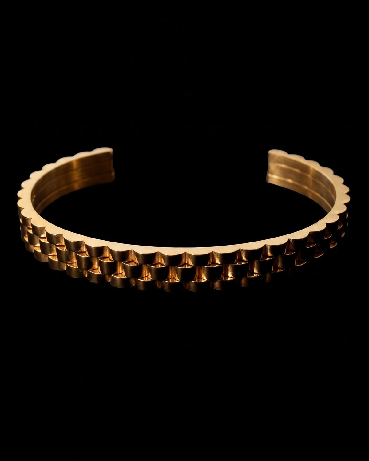 Strap Link Cuff Bracelet - Gold