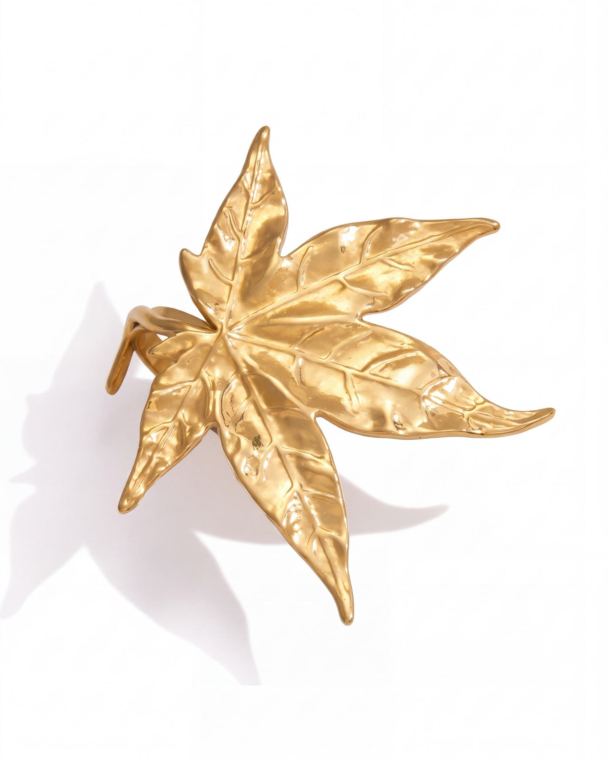 Maple Leaf Statement Ring - Gold