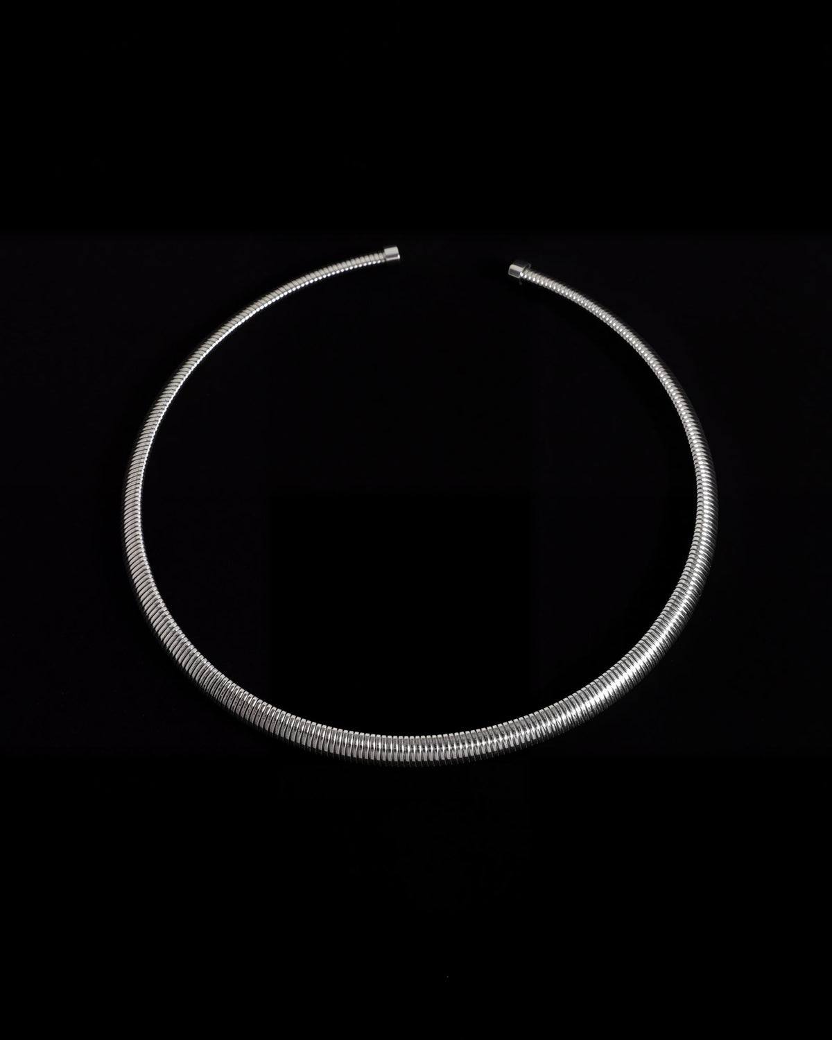 Ribbed Coil Collar Necklace - Silver