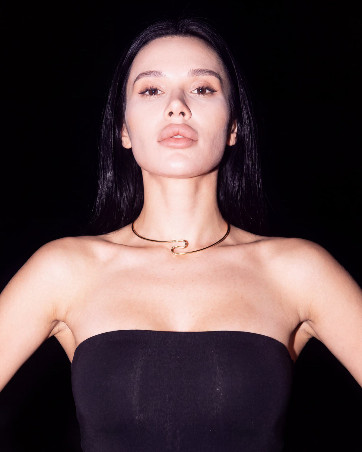Wave Wire Choker Necklace - Gold