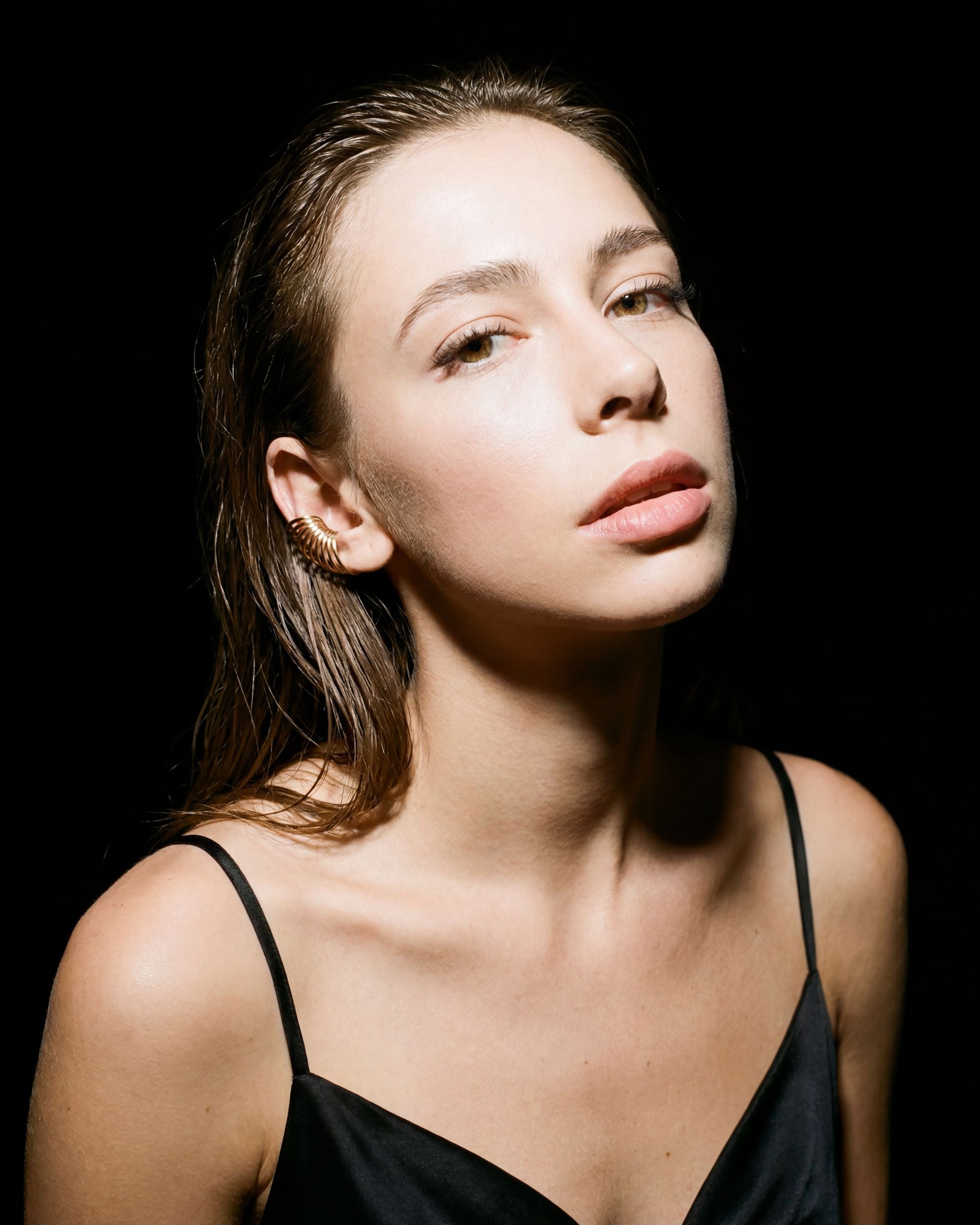 Multi-Wire Dome Ear Cuff - Gold