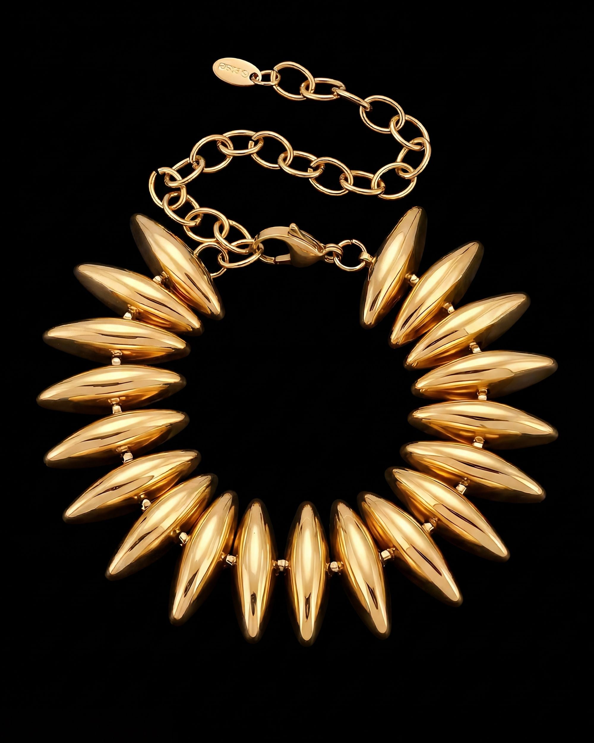 Oval Disc Bracelet - Gold