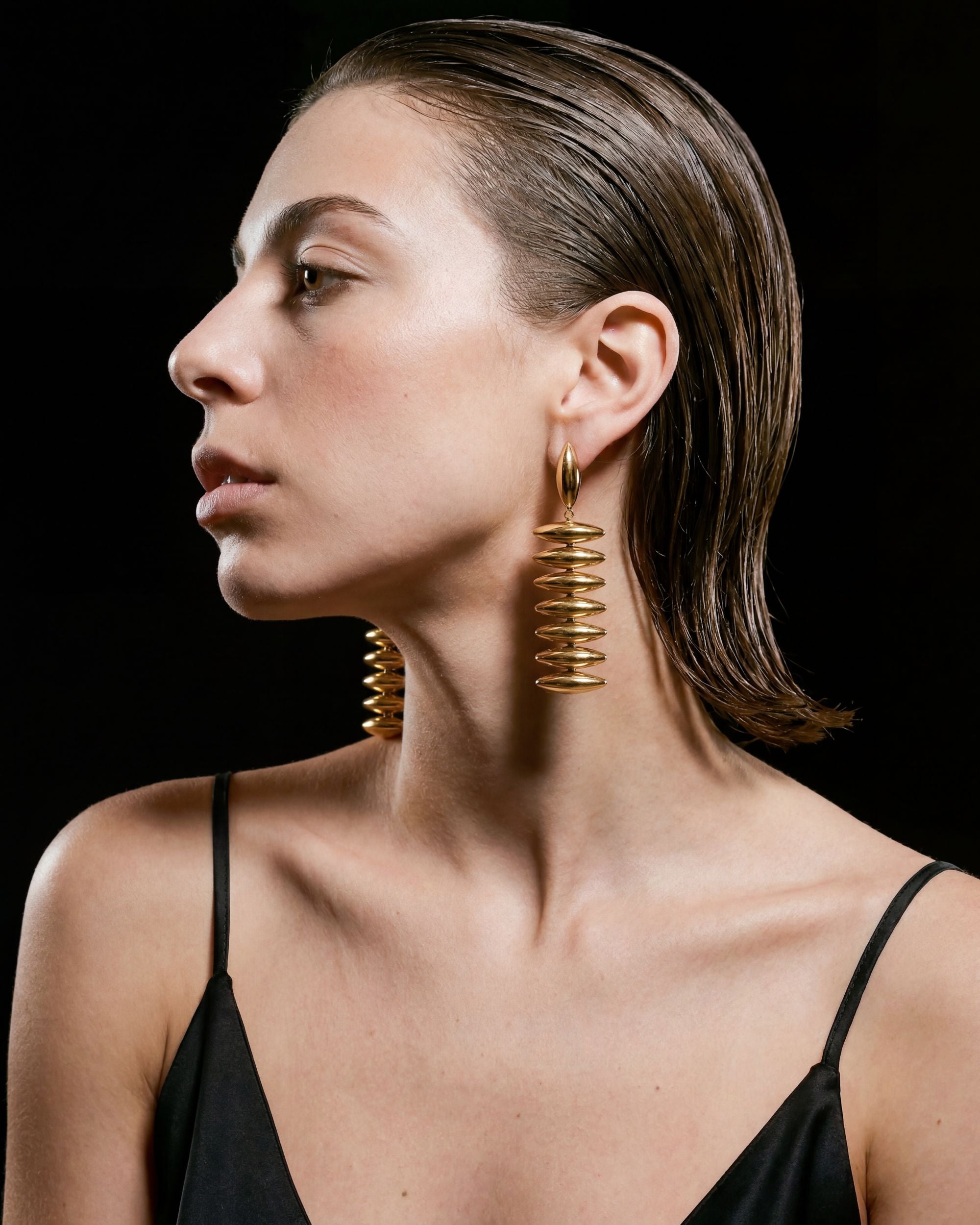 Stacked Oval Disc Drop Earrings - Gold